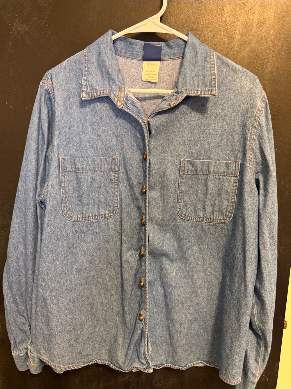 VTG Ivy collection made in the USA denim shirt size large. 90’s cotton button-up